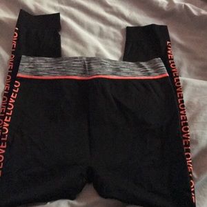 Exercise leggings